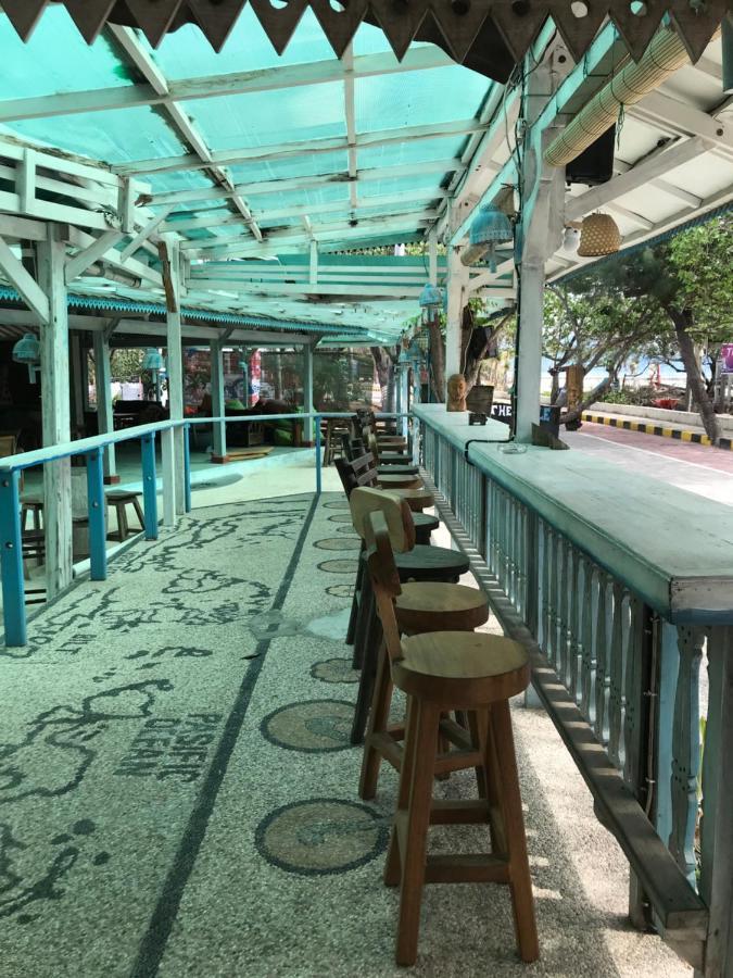 The Exile Sunset Bar & Bungalowギリ・トラワンガン エクステリア 写真