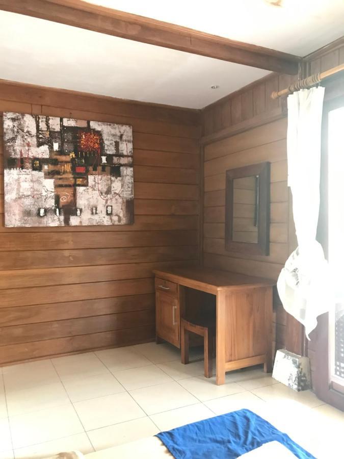 The Exile Sunset Bar & Bungalowギリ・トラワンガン エクステリア 写真